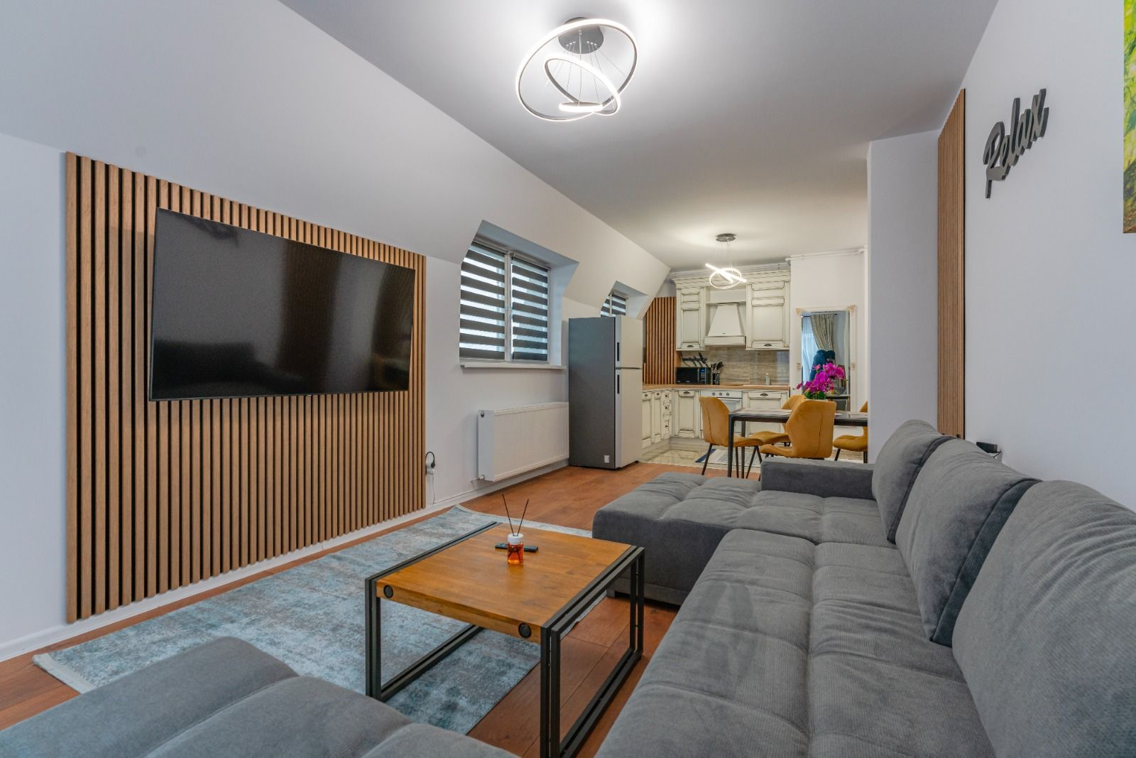 Apartament 2 camere tip penthouse Rasnov | Terasa 50 mp - Poză 4