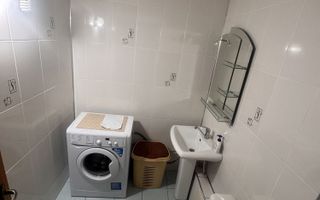 Proprietar vand ap 3 camere - Poză 3