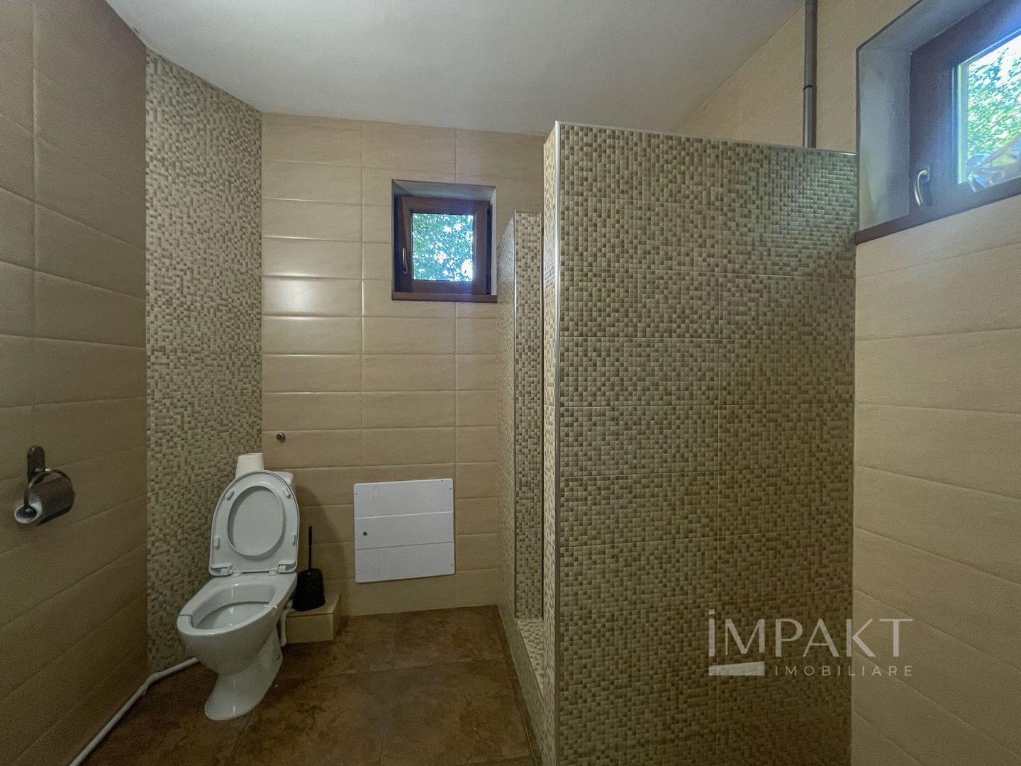 Casa individuala cu 6 camere, in cartierul Buna-Ziua - Poză 14