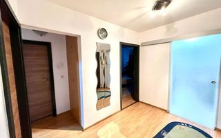 Apartament 4 camere de vânzare | Sibiu, Strand | 80 mp - Poză 1