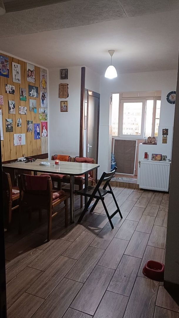 apartament două camere zona Piața Gorjului - Poză 2