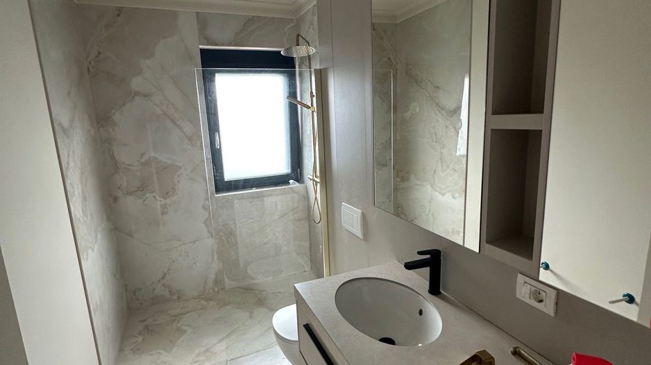 Apartment deosebit  se vinde complet mobilat - Poză 3
