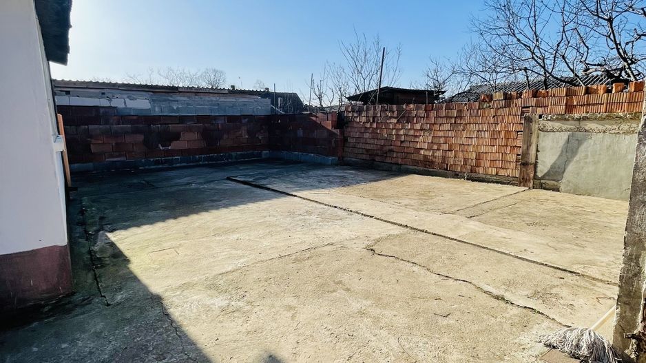 Casă individuală cu front stradal 25 ml – Zona Oncea - Poză 11