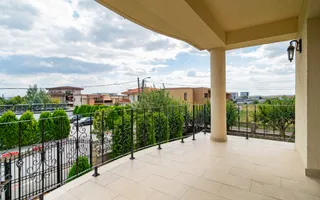 Reședință de lux sau centru de activități pentru copii - Poză 14