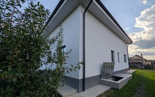 Vanzare 3 case | Teren 1400 mp | Garaj auto + Anexe - Poză 5