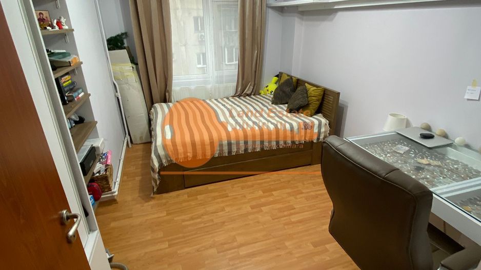 Apartament cu 3 camere in zona Rahova-Progresului ( Centrala Proprie) - Poză 9