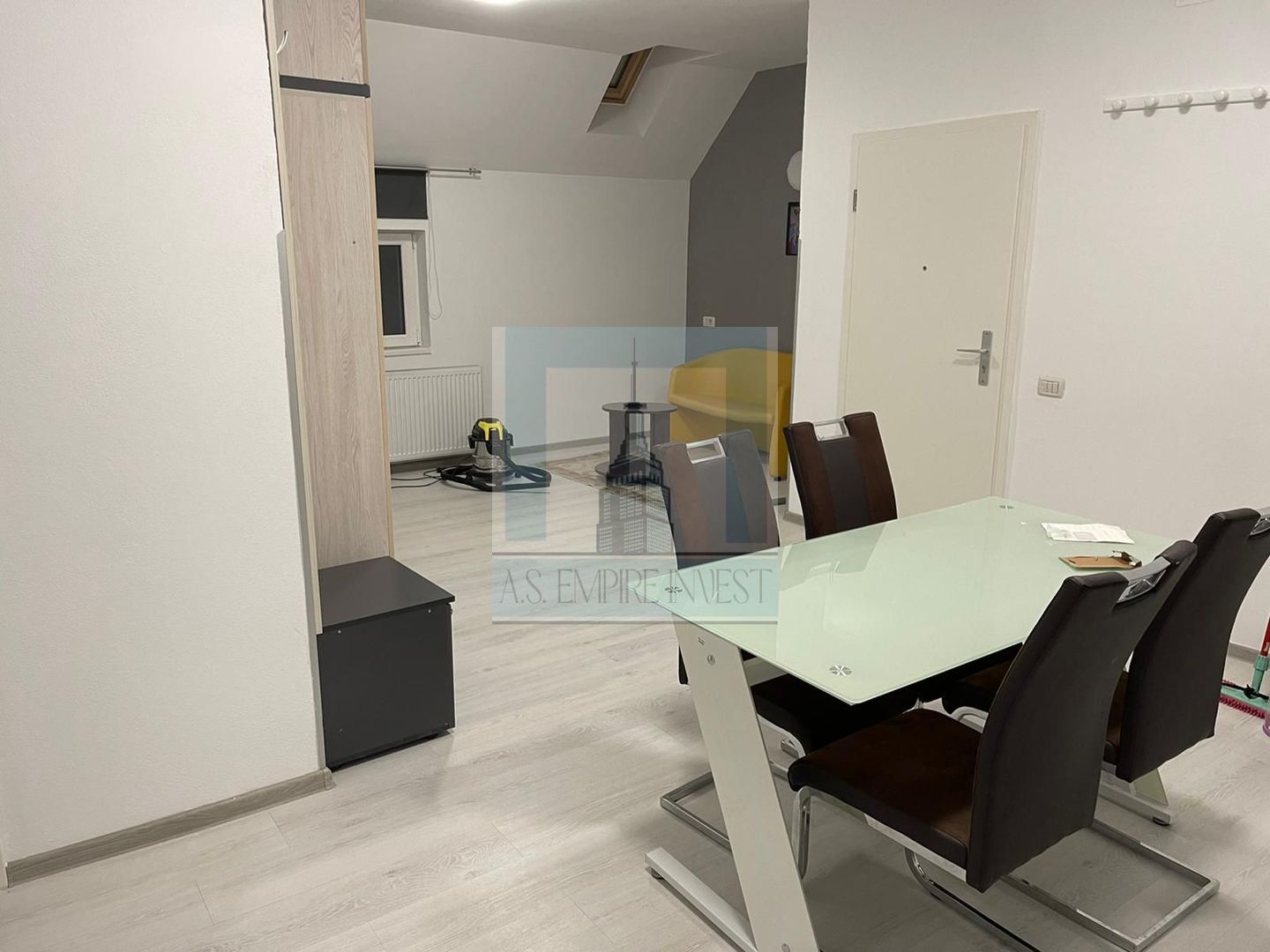 De inchiriat apartament 2 camere/ Centrul Istoric - Poză 5