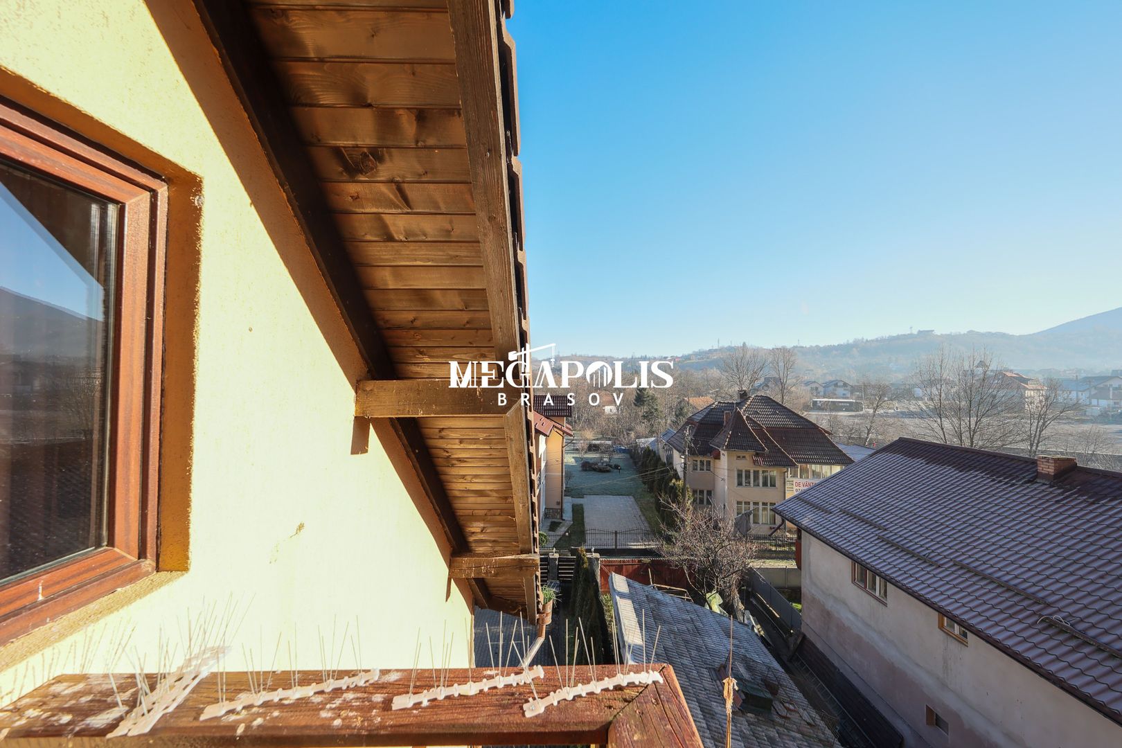 Pensiune/Vilă de vânzare în Bran | 8 camere | 180 mp - Poză 45