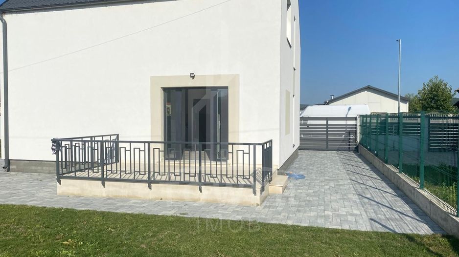 Casă de vânzare cu 4 camere | Loc. Cristian-Sibiu - Poză 3