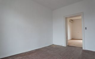 De vanzare Cladire bloc Istoric Central Arad D+P+E+M curte proprie - Poză 20