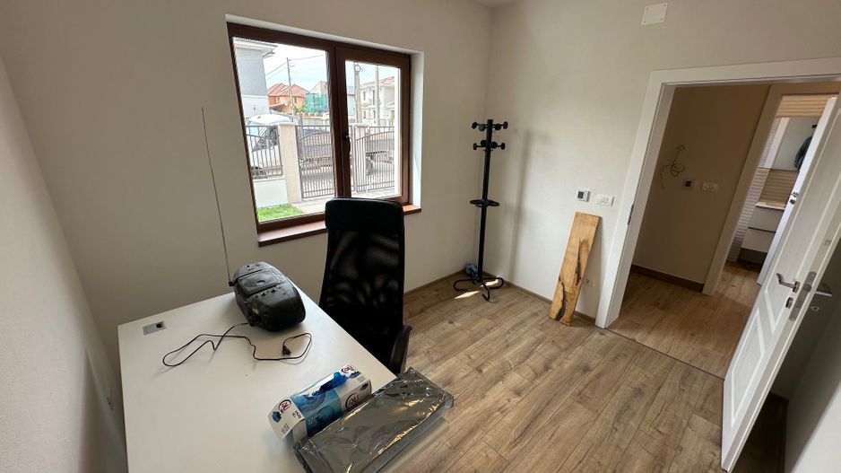 Duplex cu camera pe parter - Poză 15