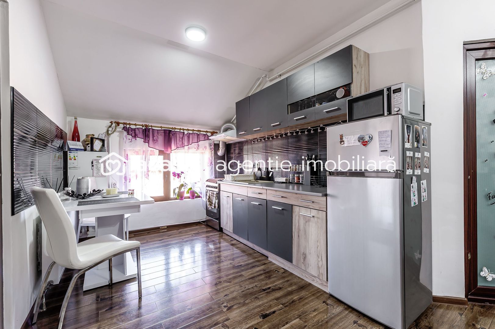 Apartament modern în bloc nou, 3 camere, Zonă liniștită, Pârneava - Poză 1