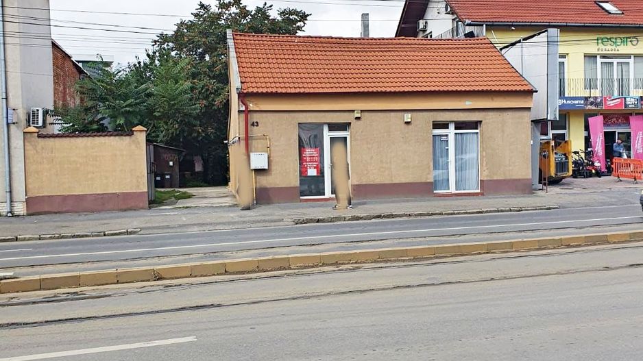 Casa de vanzare Ultracentral in zona Decebal, Oradea - Poză 4