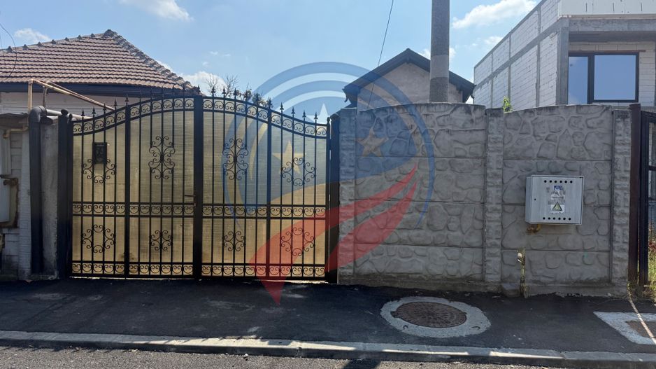 Casă de vânzare în Craiova – Strada Poligonului, teren 529 mp - Poză 1