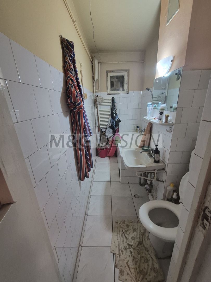 Apartament 3 camere Dacia cu centrala - Poză 6