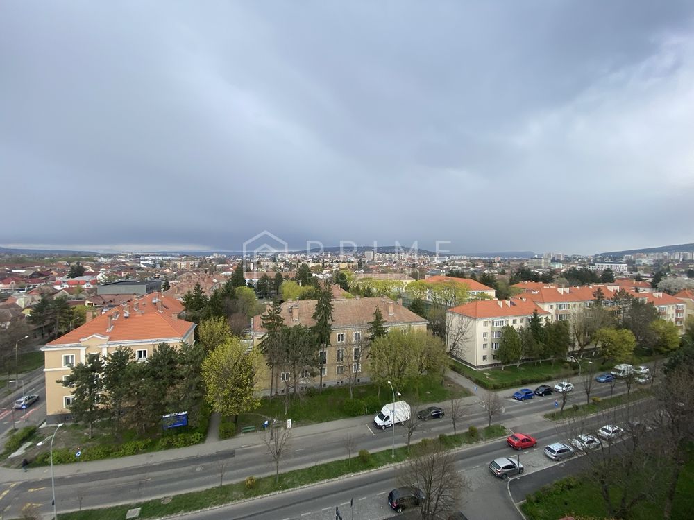 Apartament cu 2 camere, renovat și mobilat – Vedere panoramică - Poză 8