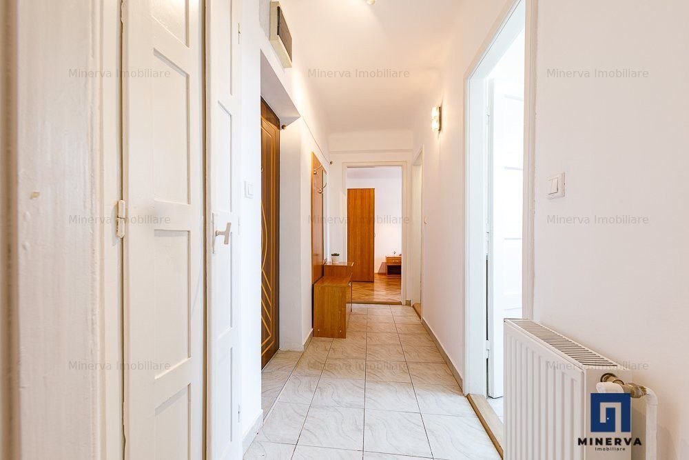 Bd CD LOGA Închiriere Apartament 2 camere decomandat, mobilat utilat, 340 euro - Poză 9