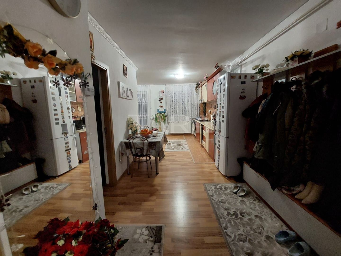 Apartament cu 3 camere de vânzare în zona Luxor - Poză 7