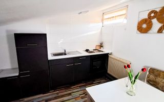 Ap 3 Camere la Mansardă de Casă - Utilități Separate - Poză 7
