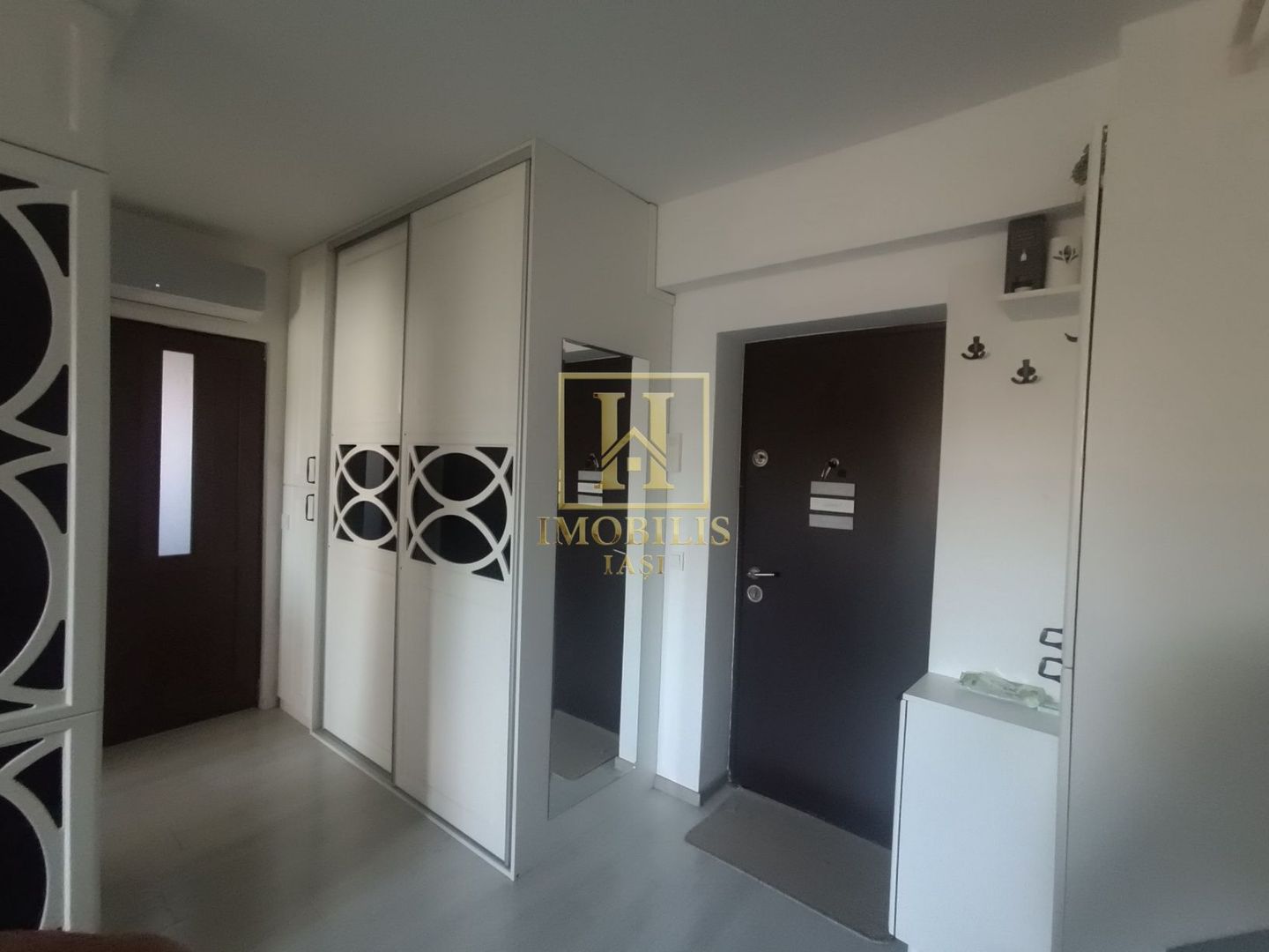 Apartament 2 camere cochet SD 41 mp. Pacurari 95000 euro - Poză 4