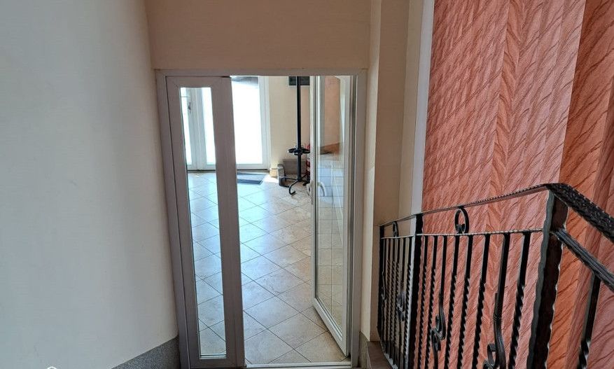 Spatiu comercial pe doua nivele, 320 mp, zona  Fortuna - Poză 7