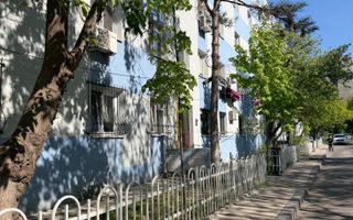 Apartament 2 camere mobilat utilat bloc anvelopat Salaj Aleea Bacau - Poză 4