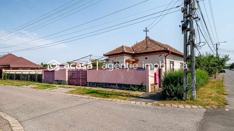 VANDUT! Casă  în Grădiște - Poză 1