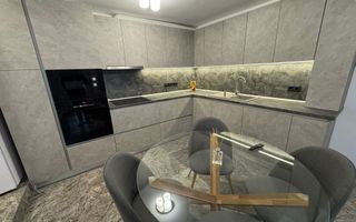 Apartament cu 2 camere, decomandat, 65mp, Zona Ultracentral - Poză 1