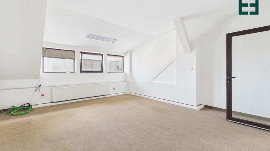 De Închiriat - Spațiu birouri 5 camere - Zonă Centrală - Timișoara - Poză 10