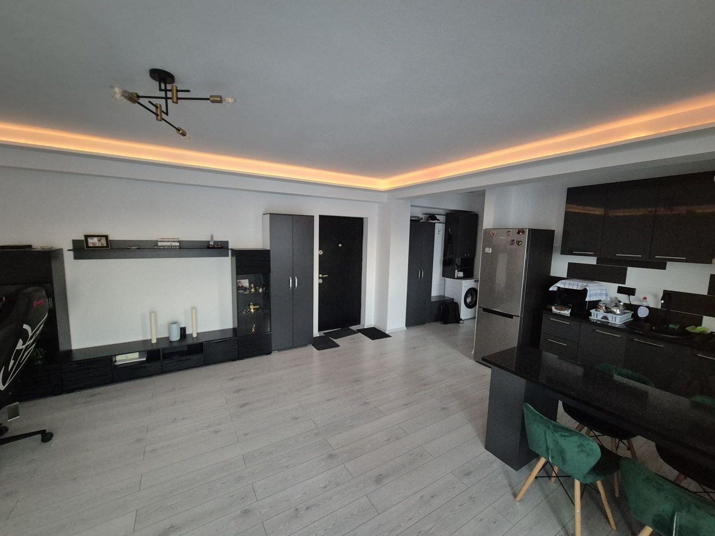 Comision 0 ! Apartament la Cheie 2 cam zona Iulius Mall - Poză 3