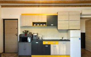 Casă cochetă cu teren generos și panoramă Chinteni - Poză 21