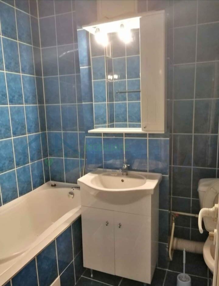 Ofer spre închiriere - Poză 2