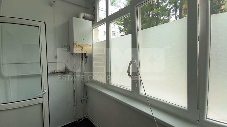Apartament 3 camere, Obcini, parter, ideal birouri/cabinete - Poză 6