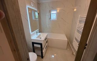 Proprietar, 2 Cam D, Renovat NOU, Etaj 3, Profi Canta! - Poză 1