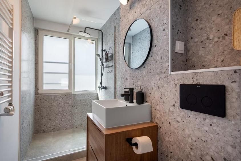 Apartament superb 2 camere, Ultracentral, mobilat nou - Universitate - Poză 9