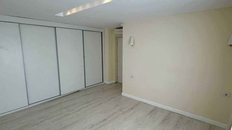 Oxford Gardens | Vila | LUX | 5 camere | Curte | - Poză 16