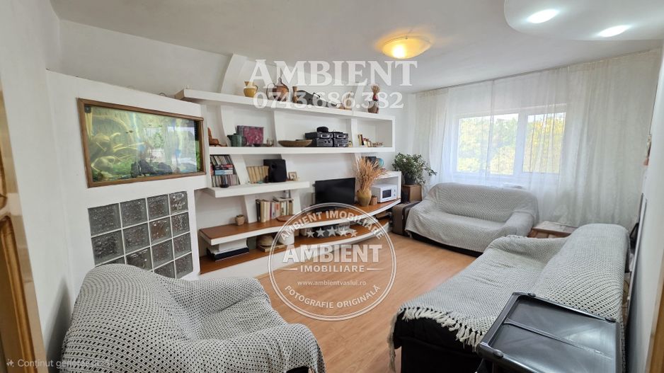 Apartament cu 3 camere, mobilat și utilat, etaj 3, VASLUI zona CARTIER; - Poză 2
