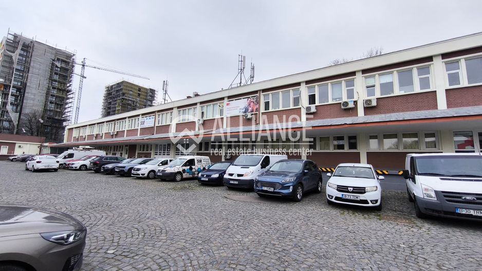 FALEZA NORD cladire multifunctionala 4600 mp cu acces din Bdul Mamaia! - Poză 4
