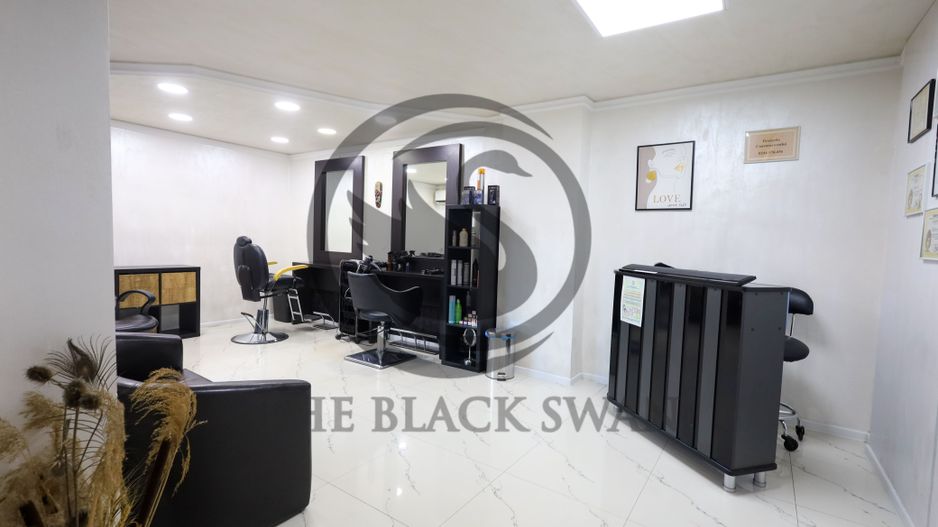 Casa 6 camere de vanzare | Salon Infrumusetare | Ploiesti, COMISION 0% - Poză 2