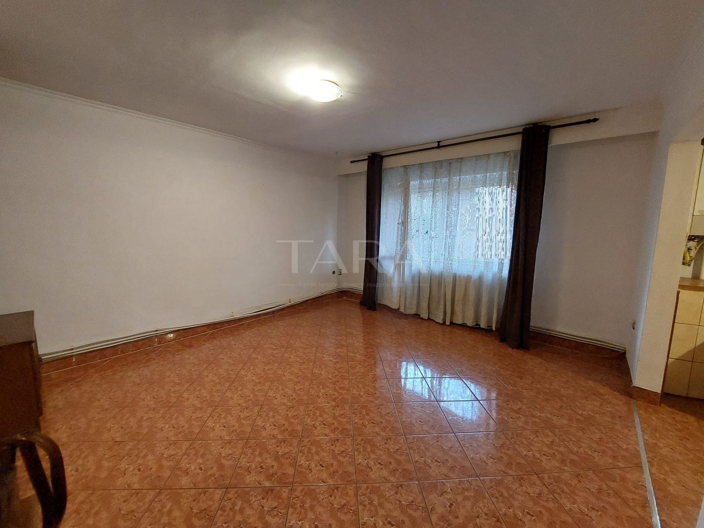 Apartament cu 3 camere 62 mp, oportunitate în zonă excelentă. - Poză 4