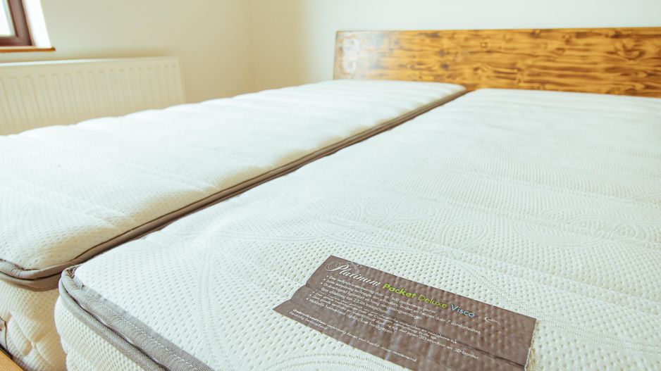 Casă nouă, intrare Stupini - Poză 6