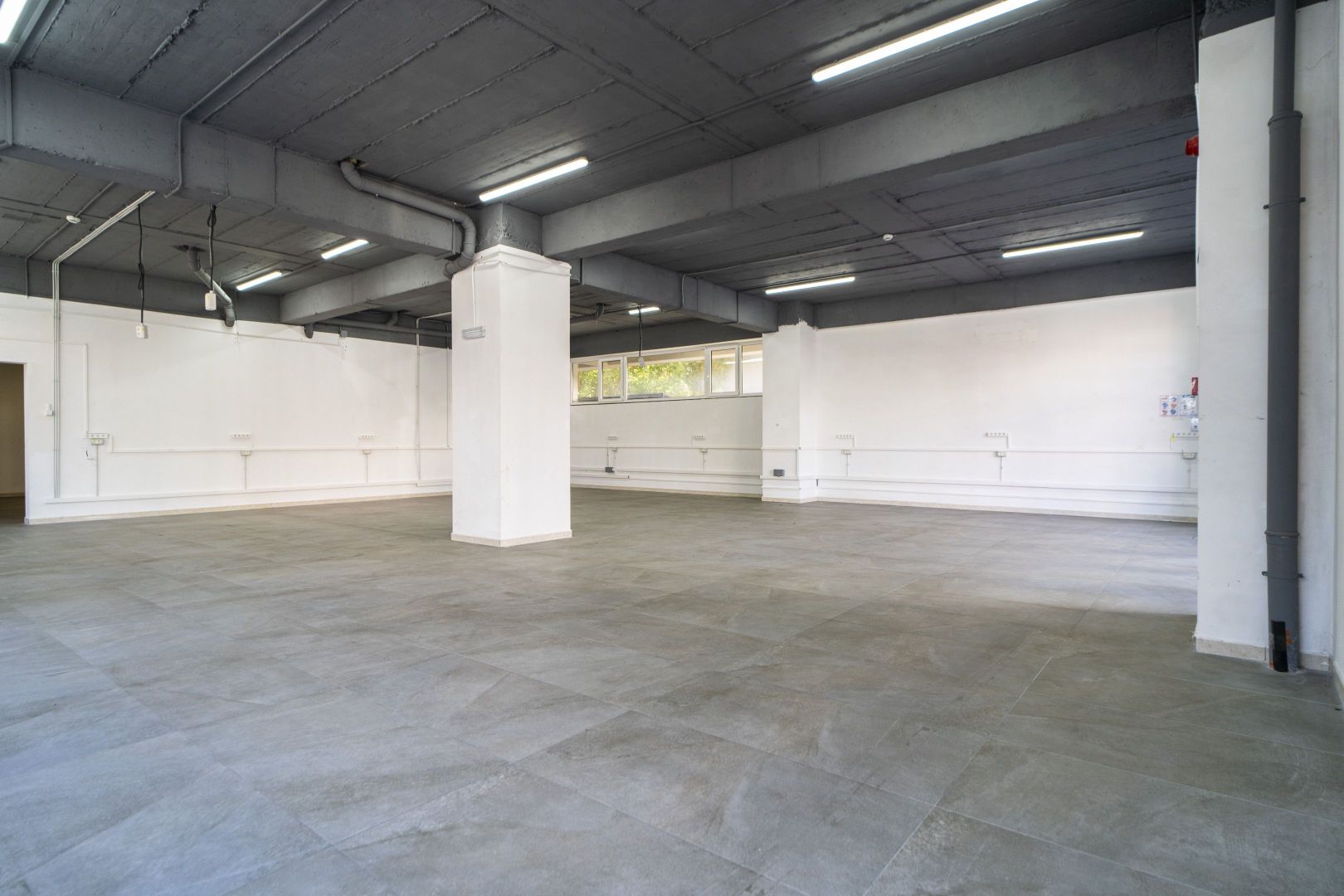 Spatiu Comercial | Militari-Uverturii-Apusului | 280mp + 135mp (terasa) - Poză 8