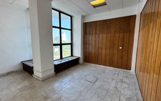 Spațiu comercial 493 mp utili | Locație centrală | Vizibilitate excelentă | - Poză 24