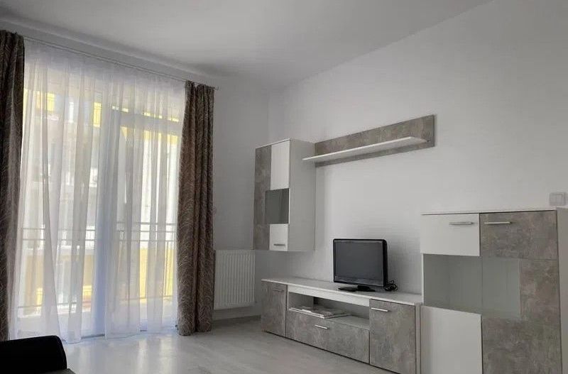 Apartament 2 camere Giroc etaj 1 bloc nou - Poză 1