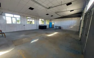 De închiriat: Hale si locuință pe 3 000 mp/ Bascov - Argeș - Poză 12