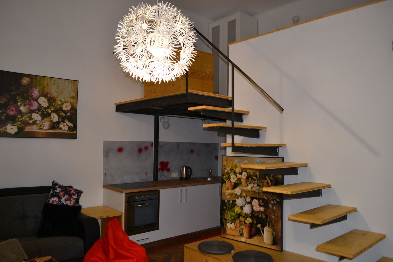 Studiou langa medicina cu scara interioara - Poză 23