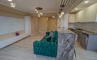 Delfinariu/B-dul. Mamaia - Apartament cu 3 camere într-un bloc finalizat în 2009 - Poză 2