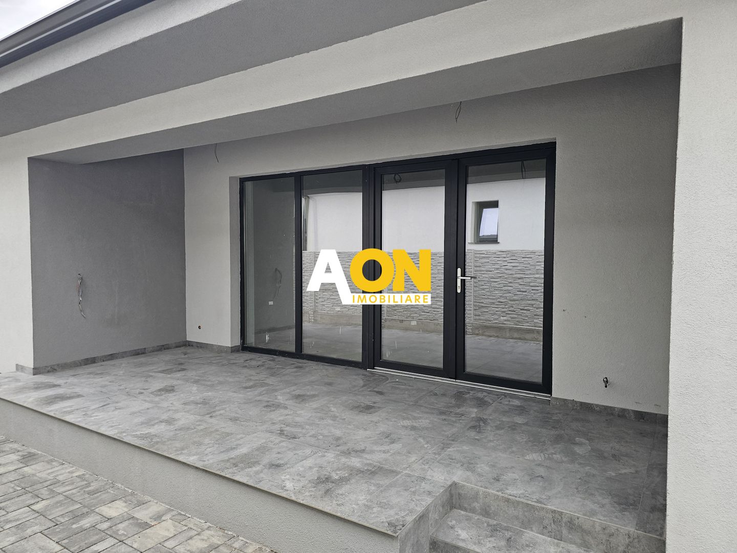 Casă 4 Camere, 167 mp, Teren 581 mp, Toate Utilitatile, Micesti - Poză 2
