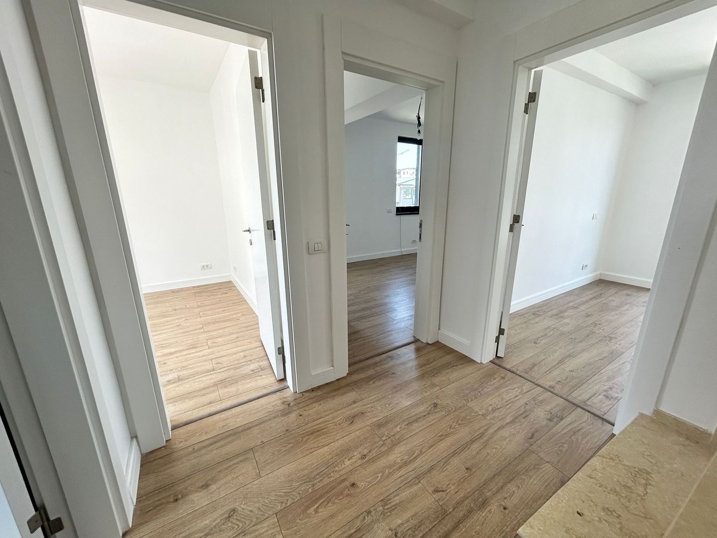 Duplex 5 camere Otopeni 23 August - Poză 12