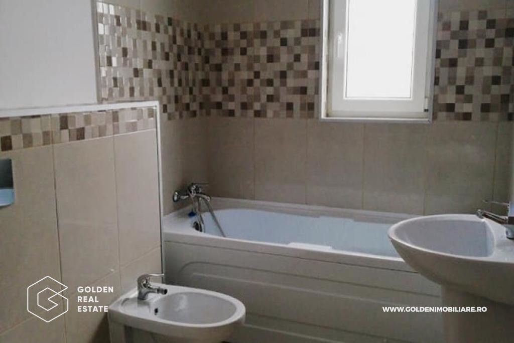 Apartament 3 camere, bloc nou, loc de parcare inclus, Micalaca - Poză 3